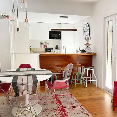 Lxluxhome - Family And Cozy - Ac - Parking - Lift Apartment *